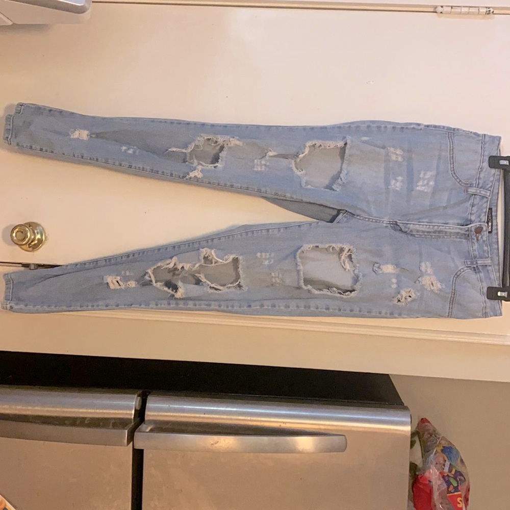 High waisted jeans